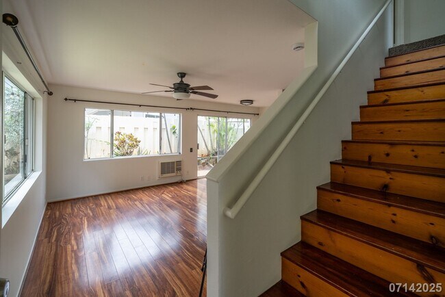 Photo - 3 Bed 2.5 Bath in Alii Cove