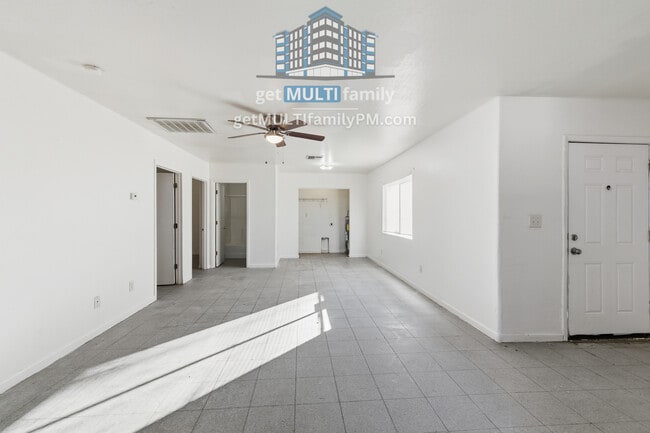 Photo - 1224 E Apache St Unit 1