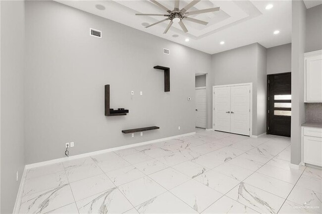 Photo - 4813 S 27th St