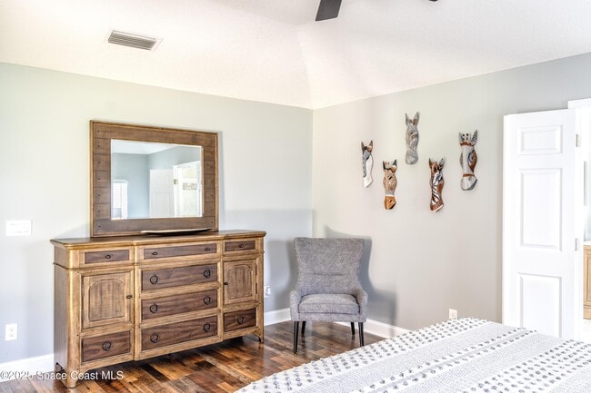 Photo - 11536 Summerhaven Blvd N