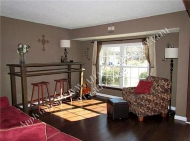 Photo - Updated 3 Bed 2 Bath Home in OLATHE-Coming SOON!!