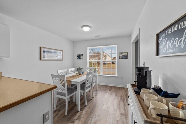 Photo - 2150 Oak Bend Dr
