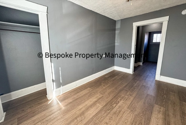 Photo - 158 Main St