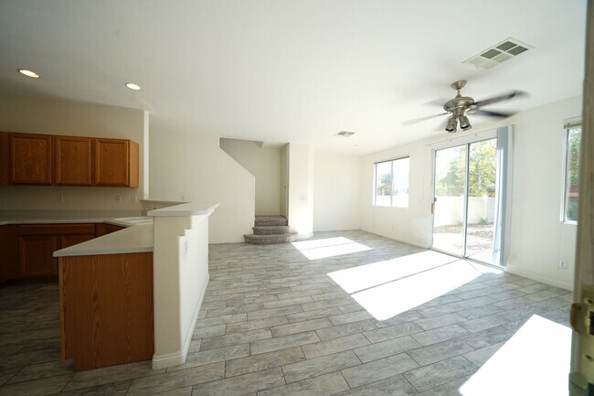 Photo - SHOWINGS AVAILABLE NOW Unit 102