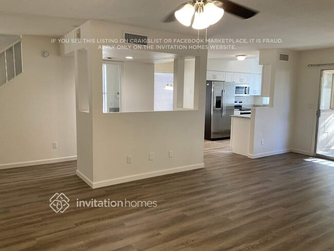 Photo - 9813 S 44th St