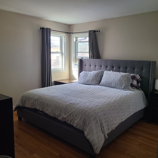 Bedroom - 14 Fleetwood Park Unit B