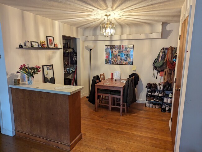 Photo - 15 Commonwealth Ct Unit 12