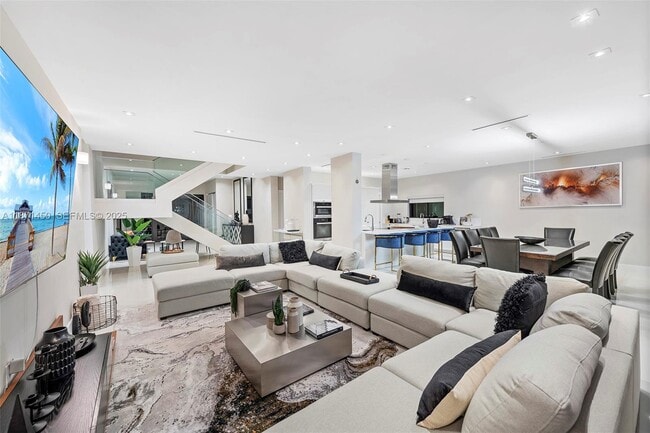 Photo - 850 Washington St