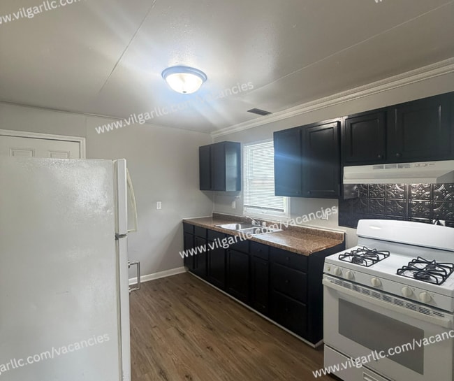 Photo - Very spacious 3 Bedroom, 1 Bathroom home