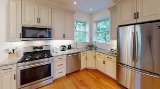 Photo - 10 Ashton Pl Unit 1
