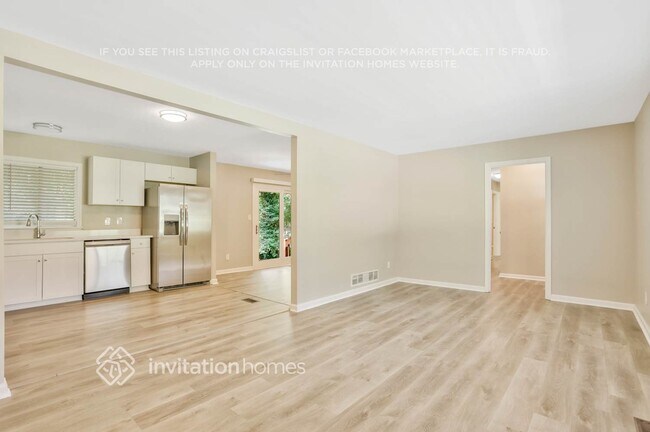 Photo - 2045 Devore Dr SW