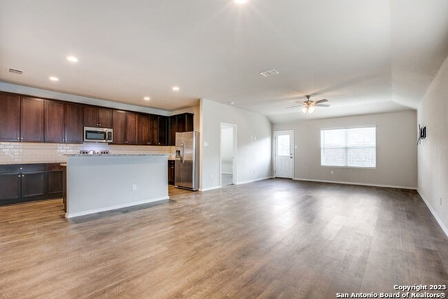 Photo - 3 Bed 2 Bath Texas Research Park Subdivision