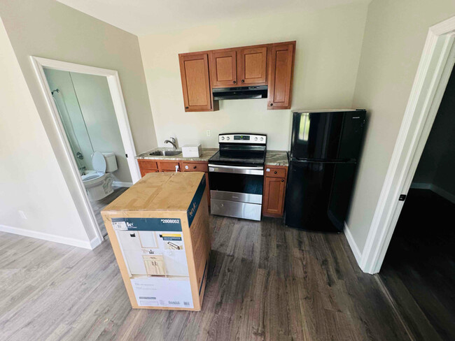 123 S 4th St Apartment Unit B - Millville, NJ | ForRent.com