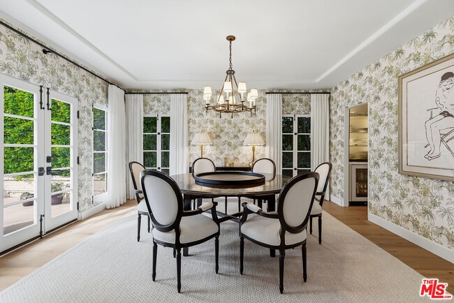 Photo - 312 S McCarty Dr