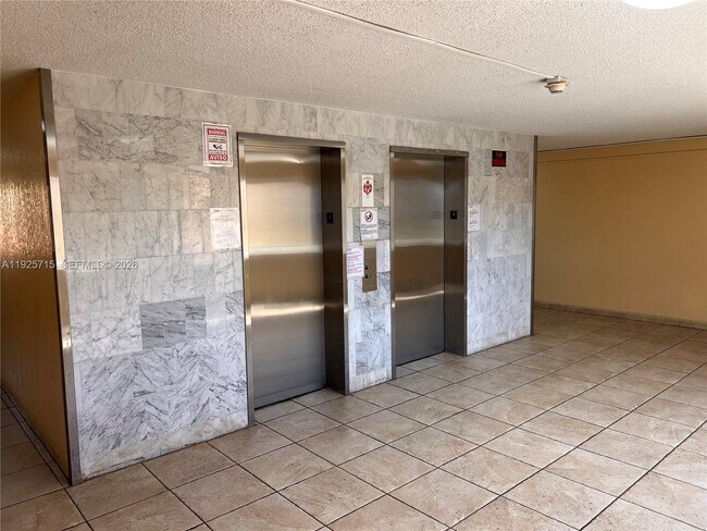 Photo - 6980 NW 186th St Unit 3-419