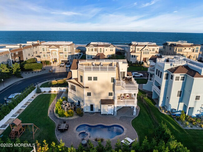 Photo - 2 Tradewinds Ln