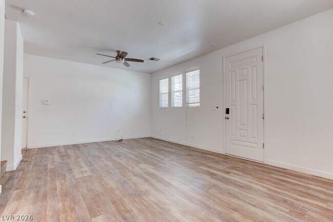 Photo - 2049 Rockburne St
