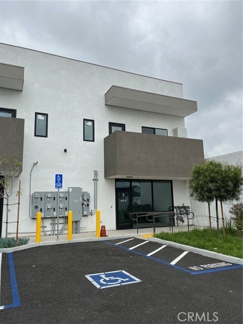 Building Photo - 6172 Beach Blvd