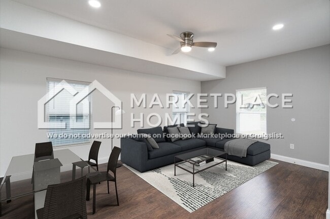 Photo - 2730 Emmett St