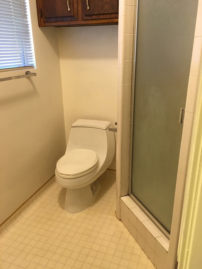 Photo - 5609 Logan St