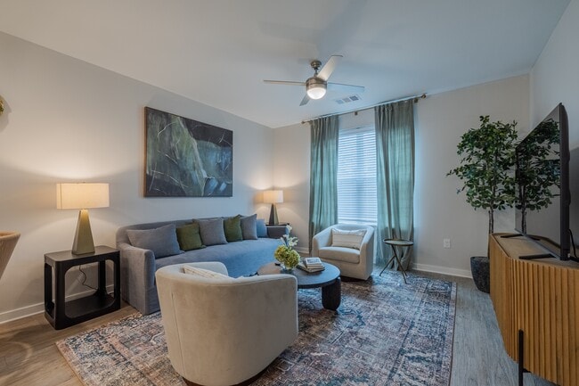 Photo - Madison Oaks