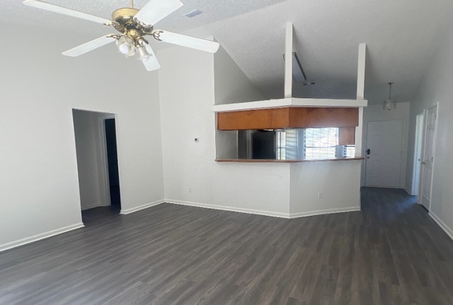 Photo - 2333 Tigress Ln