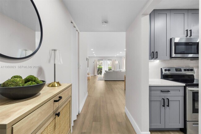 Photo - 6100 S Falls Cir Dr Unit 101