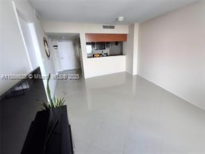 Building Photo - 1800 N Bayshore Dr Rental