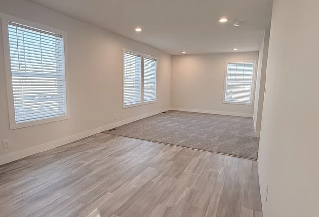 Photo - 17050 Coventry Ln