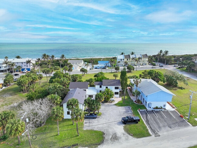 Photo - 652 Hernando St Unit E