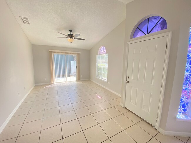 Photo - 312 San Gabriel St
