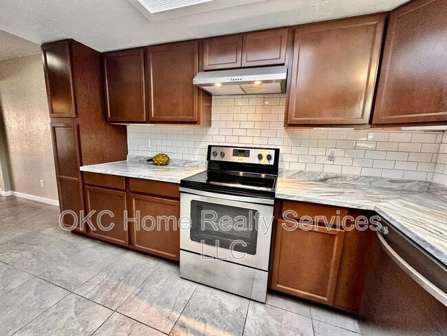 Photo - 8141 NW 23rd St