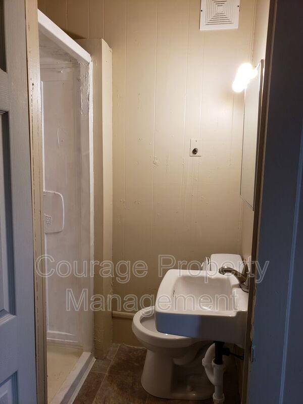 Photo - 164 Boardman St Unit Apt 1