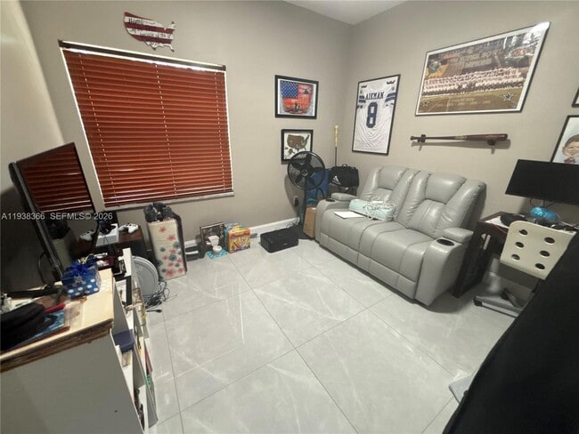 Photo - 8451 NW 138th St