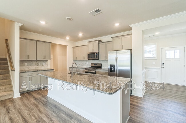 Photo - 7871 Iron Rd