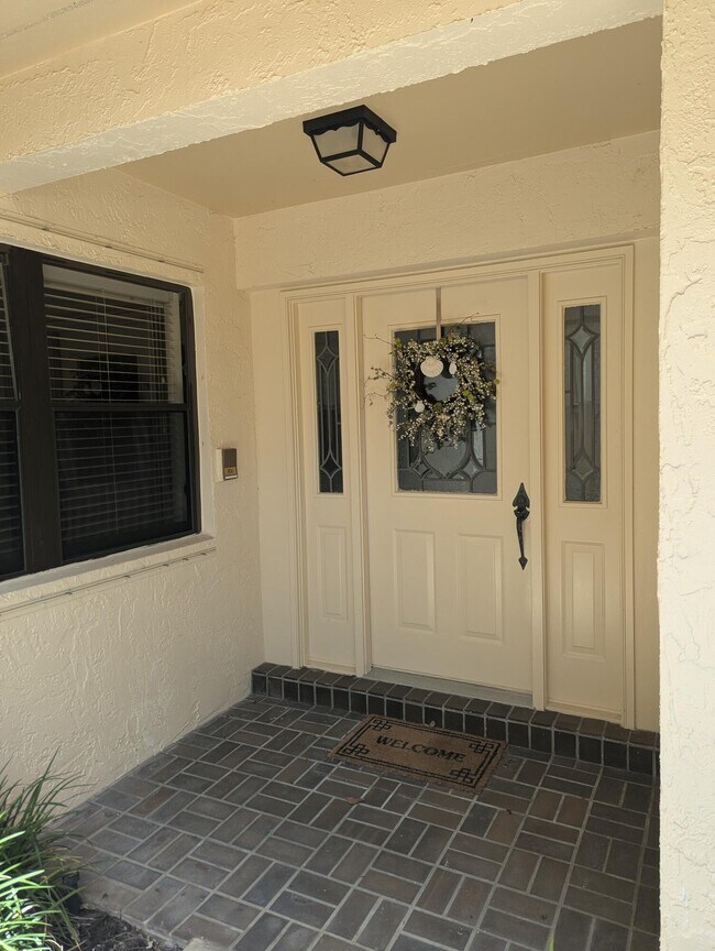 Photo - 16941 Waterbend Dr Unit 149