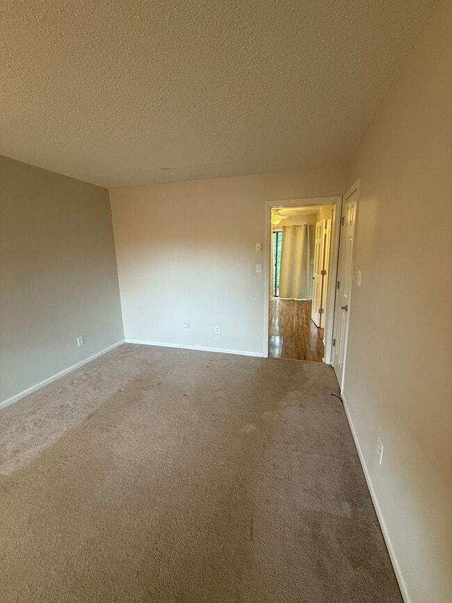 Photo - foste218 Unit 218