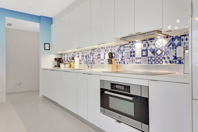 Photo - 250 Collins Ave Unidad ID1272095P