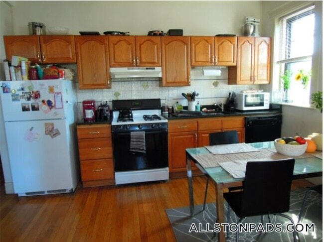 Photo - 1412 Commonwealth Ave Unit 10