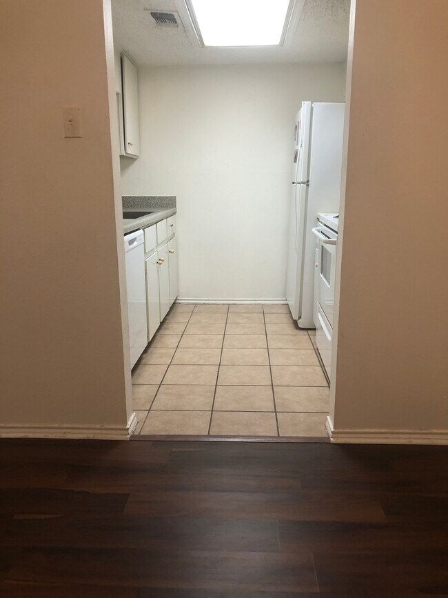 Photo - 2401 Leon St Unit 106A