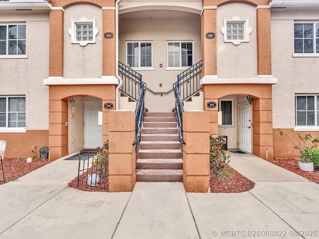 3504 Briar Bay Blvd Unidad 204