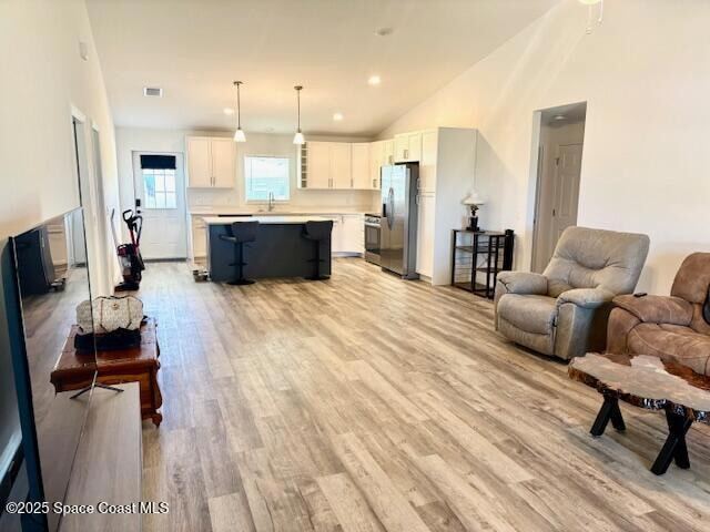 Photo - 965 N Singleton Ave