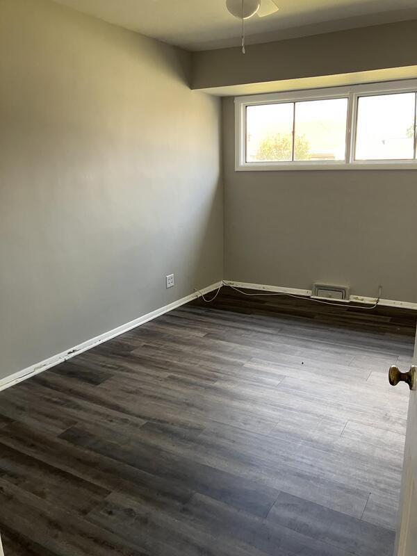 Photo - 4820 Bluebird Ave