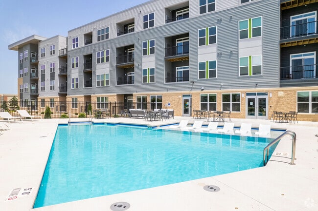 ¡Piscina al aire libre - Limestone Ridge Apartments