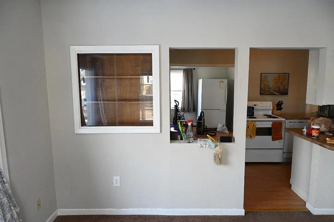 Photo - 716 7th Ave S