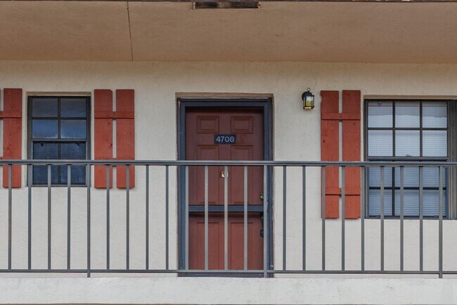 Photo - 4708 Oak Terrace Dr