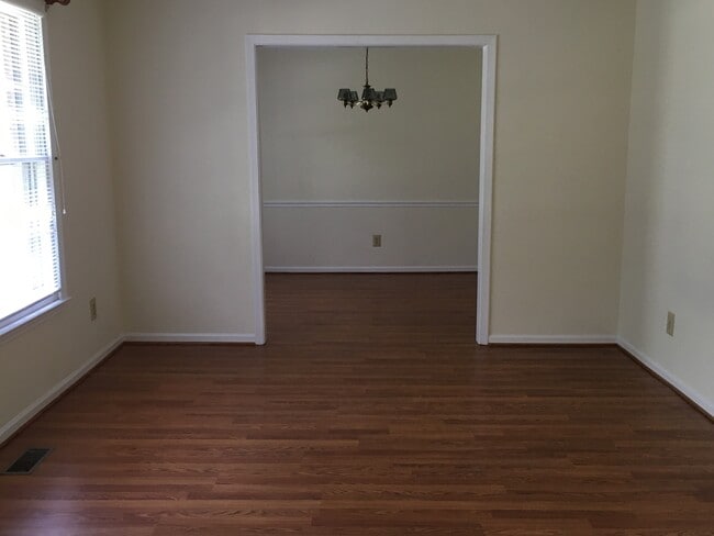 Photo - 6640 Lyndale~NEW-Small pet allowed!~ All hardwoods~Covered porch~ Fenced back yard~3 brm 2 bath ~