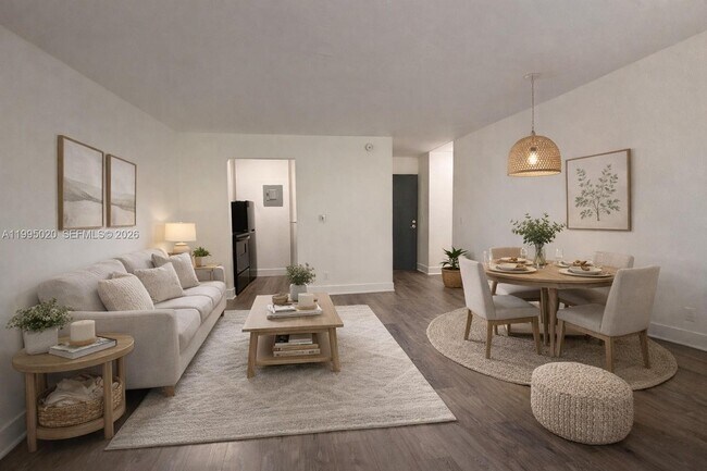 Photo - 143 SW 9th St Unit 105