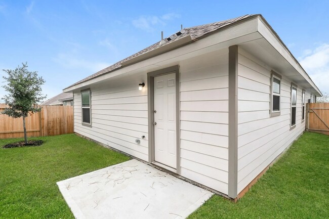 Photo - 2173 Middle Rdg Dr