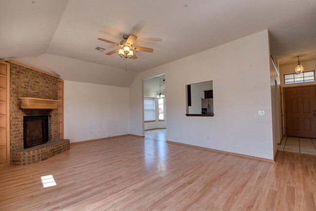 Photo - 1220 Eastridge Dr